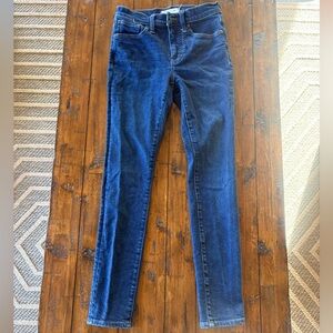 Madewell 9” Mid-Rise Dark Blue Skinny Jeans